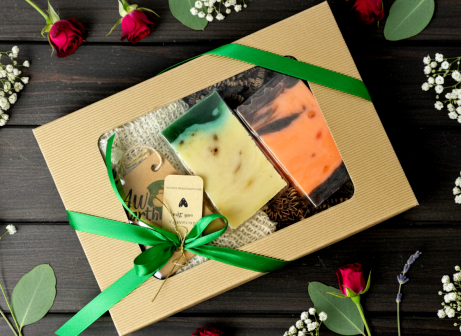 Zestaw 2 mydeł oliwkowych z myjką