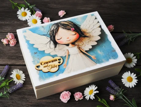 Szkatułka z aniołkiem