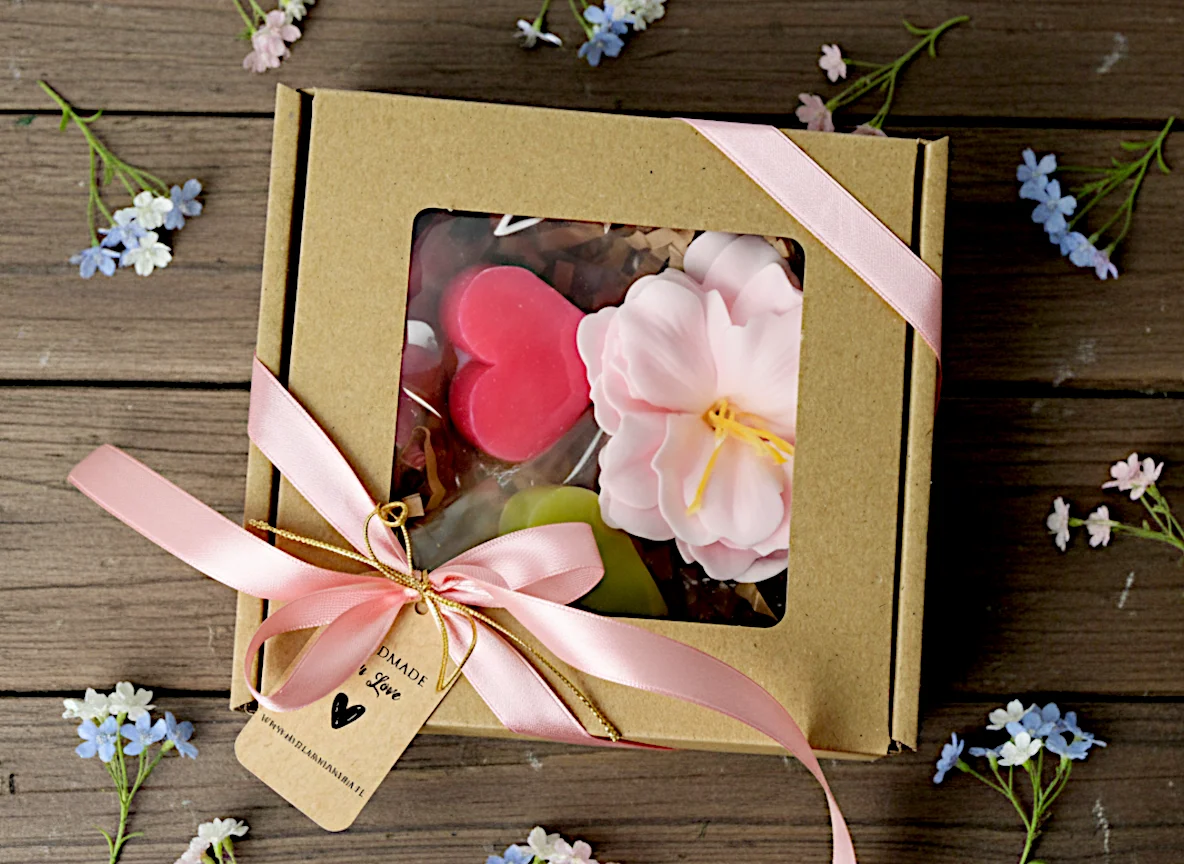 Kwiat mydlany + 2x mydełko serduszko